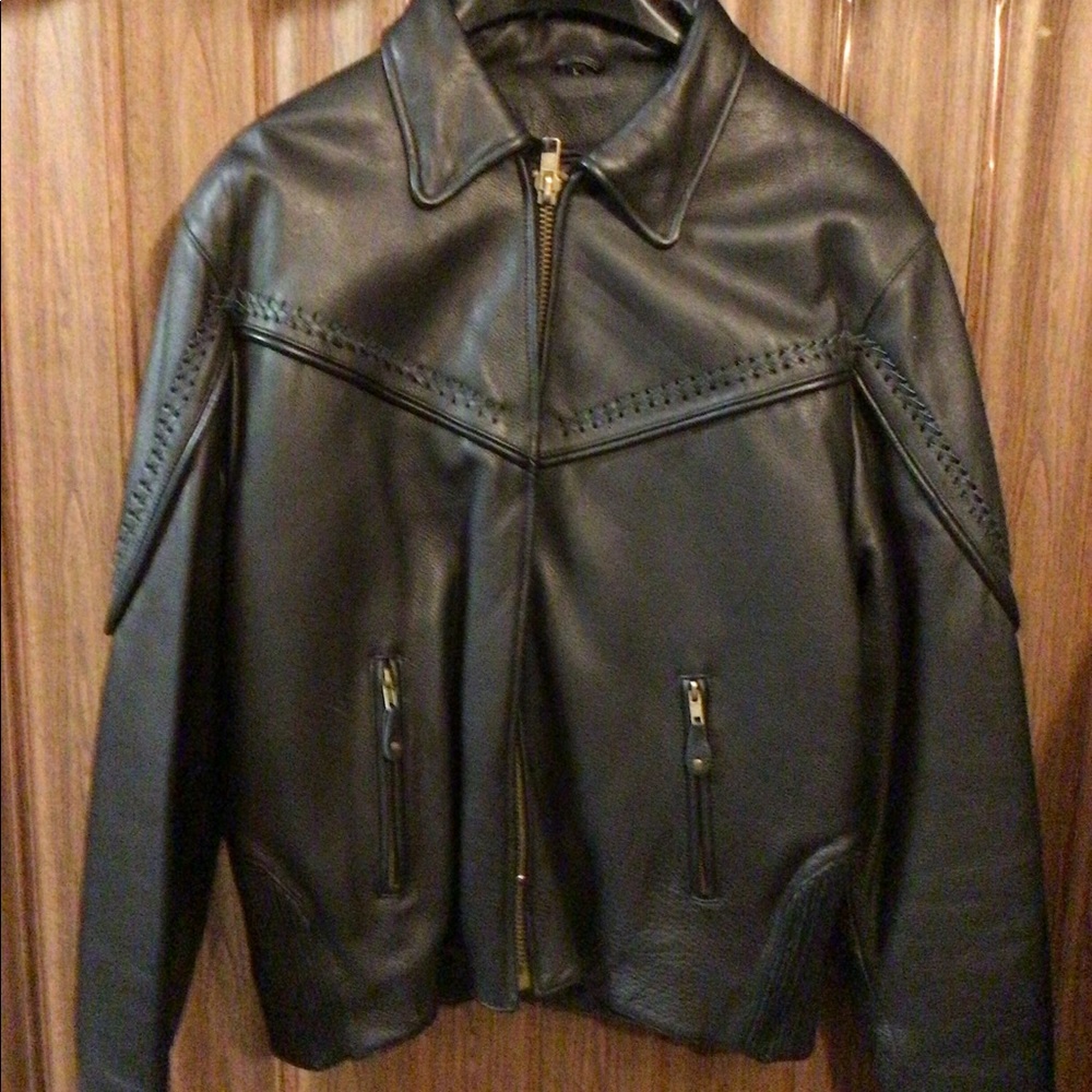 MAKE AN OFFER



Ladies Motorcycle Jacket